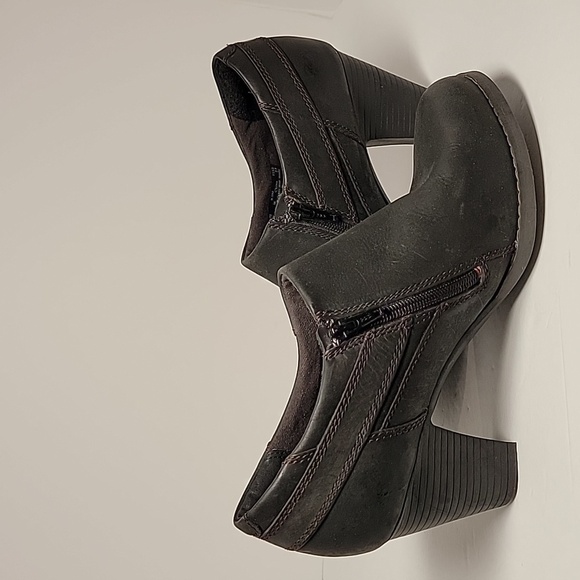 Clarks Bendables Shooties Ankle Boot Booties Shoes Block Heels Black Leather 9.5 - Picture 10 of 16